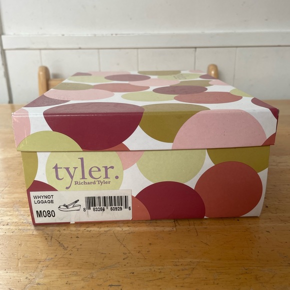 Richard Tyler Wedge Slingback - Picture 9 of 9